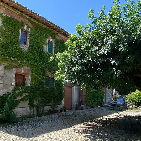 Les Pierrades En Camargue Βίλα Vauvert Εξωτερικό φωτογραφία